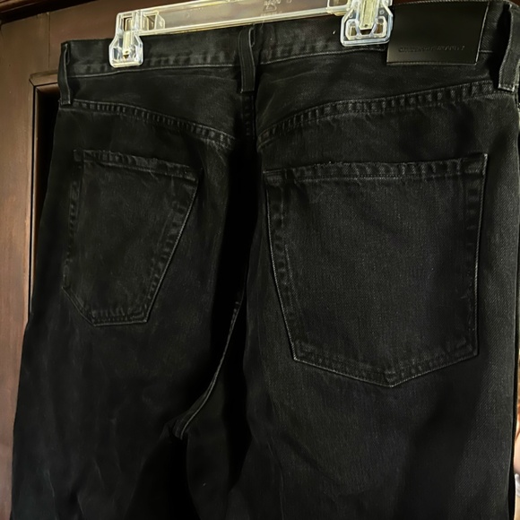 Citizens of Humanity Ayla Baggy Cuffed Crop Jeans  Ayla Baggy Cuffed Crop Jeans - Picture 3 of 6